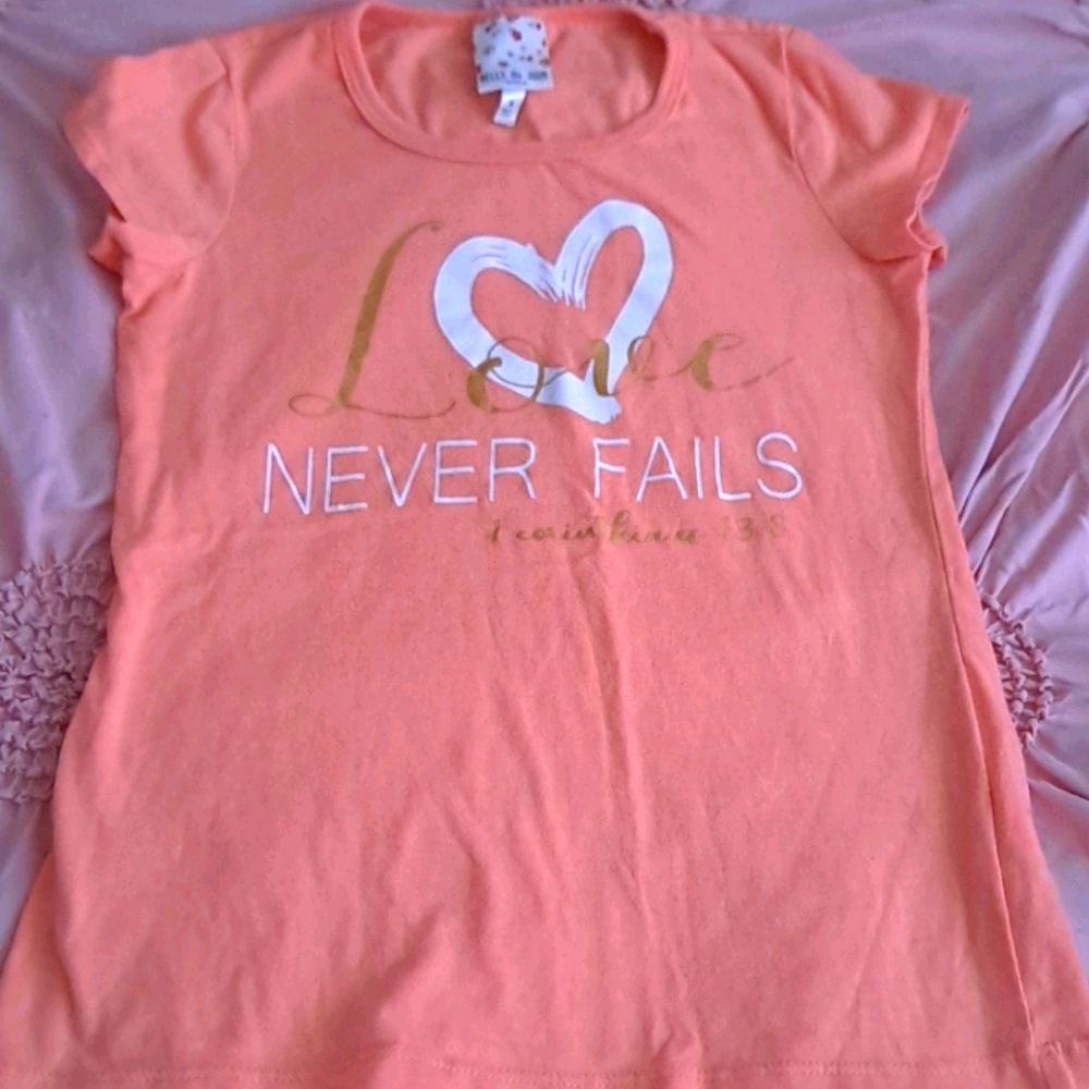 Girls shirt size smalp